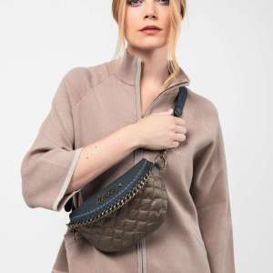 ANEKKE Boutique övtáska