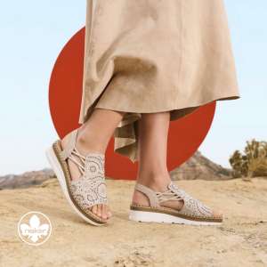 RIEKER gumis szandál beige